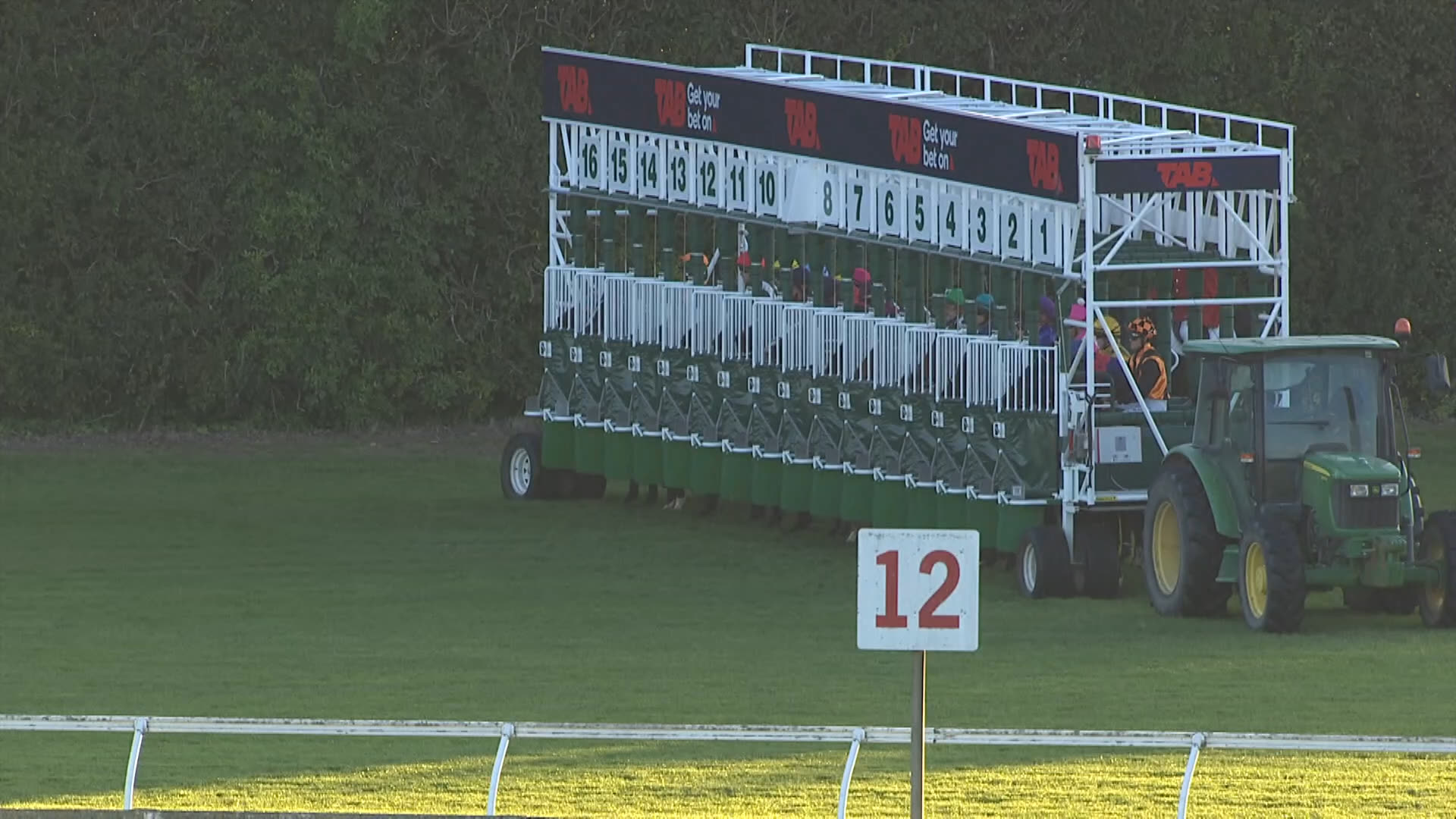 Te Rapa Race 8: 02-05-2026